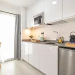 Dobo Postigos דירה